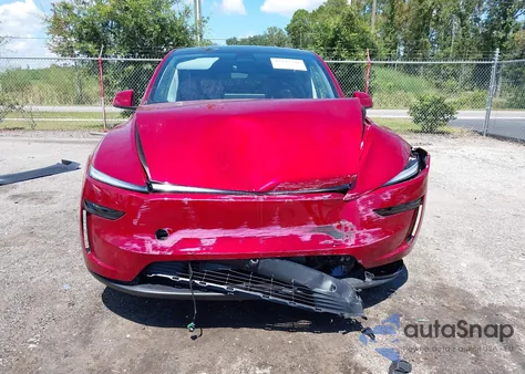 2026 Tesla Model Y Long Range Dual Motor All-Wheel Drive/Long Range Launch Series из США, поврежденный, VIN 7SAYGDEE9TA389415